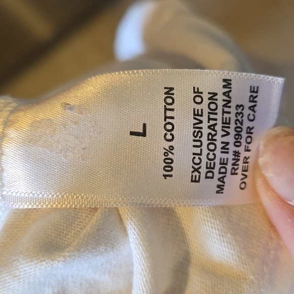 Essentials Stylish Tee - Picture 7 of 7